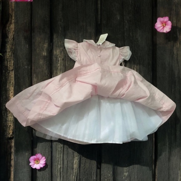 NWT Artesemimos Smocked Poofy Dress-SEE MEASUREMENTS - Picture 4 of 16